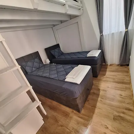 Matino 3 Apartment