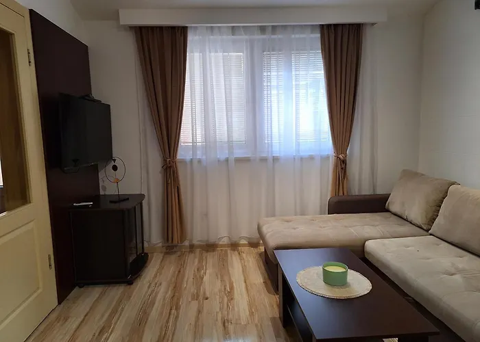 Matino 3 Апартаменты Валево